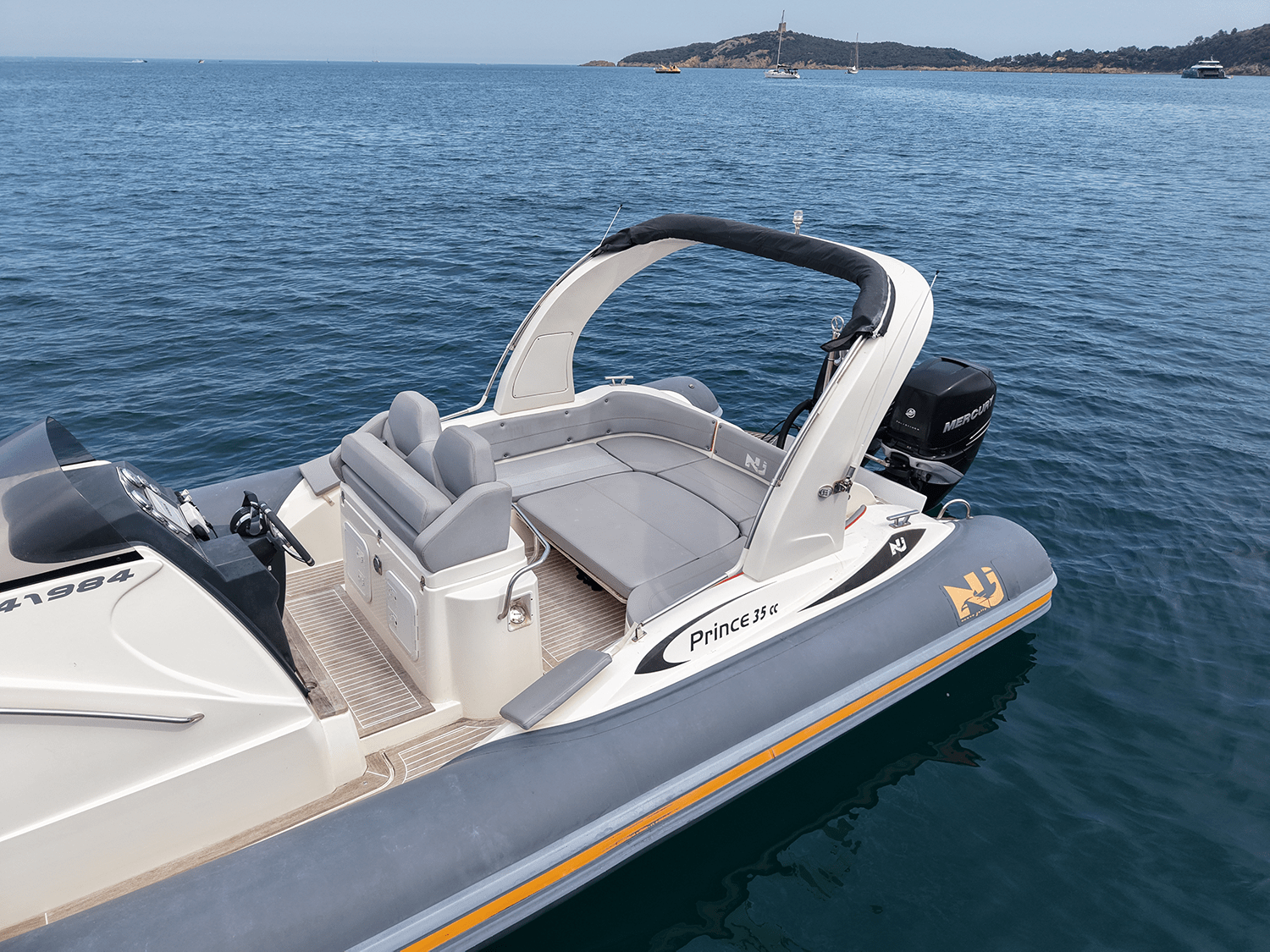 bain de soleil arrière Nuova Jolly 35 CC semi-rigide Porto-Vecchio