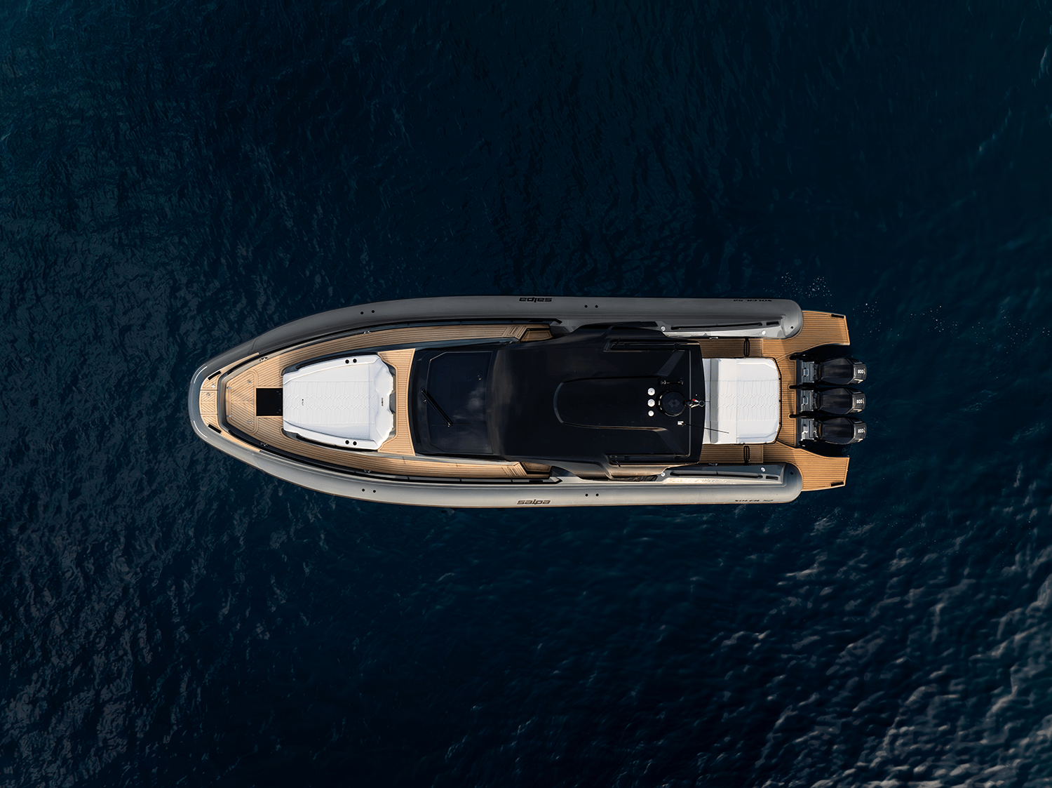 Salpa Soleil 52 en excursion vers les îles Lavezzi depuis Porto-Vecchio